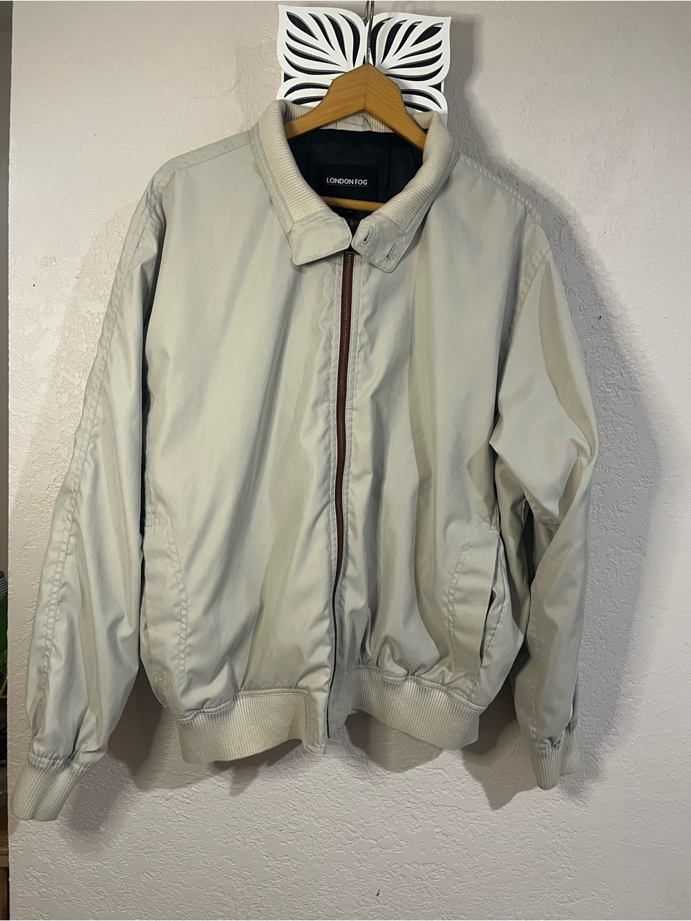 London Fog Men's Pale Beige Bomber Jacket with Contrasting Trim